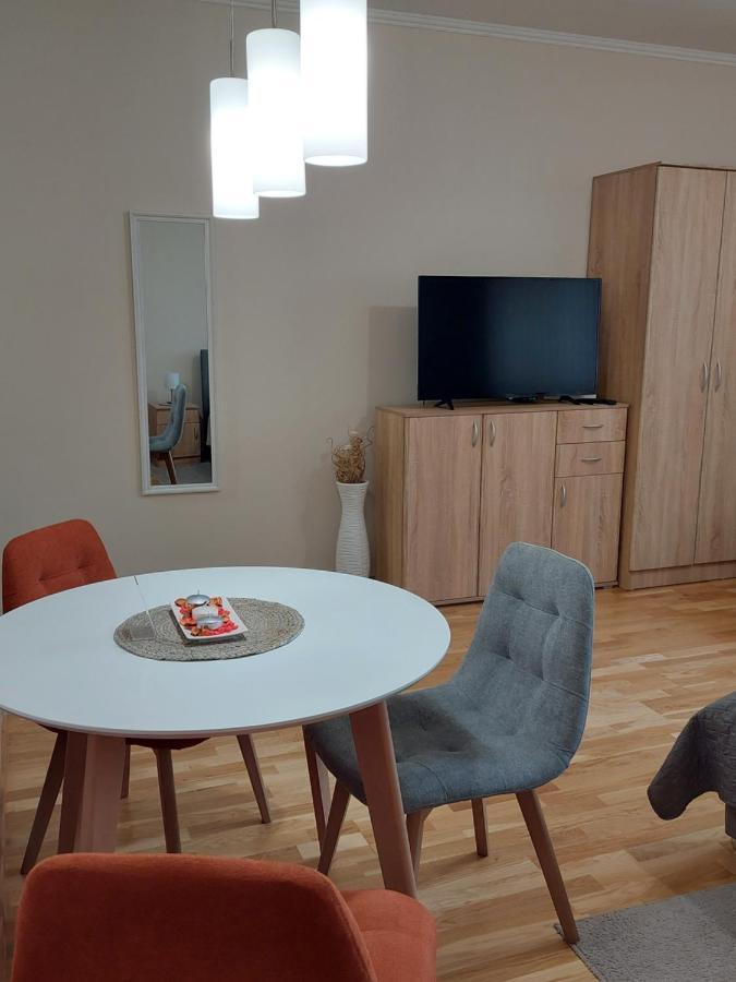 Apartman Miluro Subotica Exterior photo